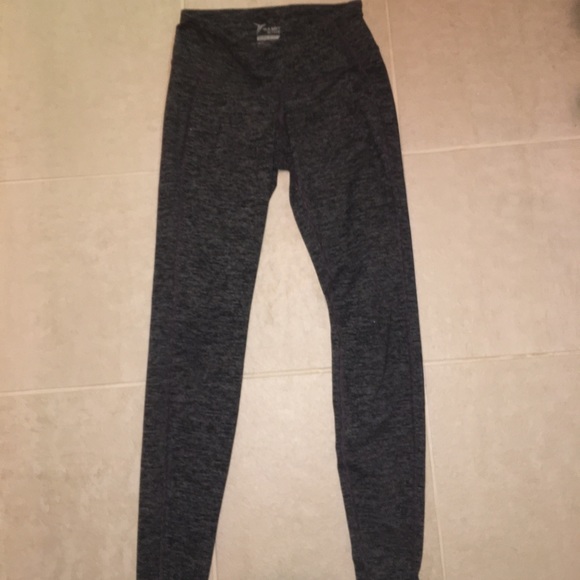 Grey and black  old navy leggings - Picture 1 of 3
